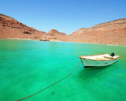 Isla del Espíritu Santo, Patrimonio de la Nación. Ubicada en el mar de Cortés, conocido como Golfo de California es un lugar lleno de colores y formas únicas en el mundo.