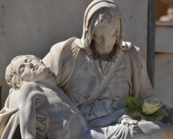 Arte Mortuorio, Panteón municipal 1